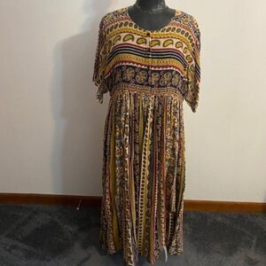 Rosey Tomato Vintage BOHO Folksy pattern maxi dress, size 20/40